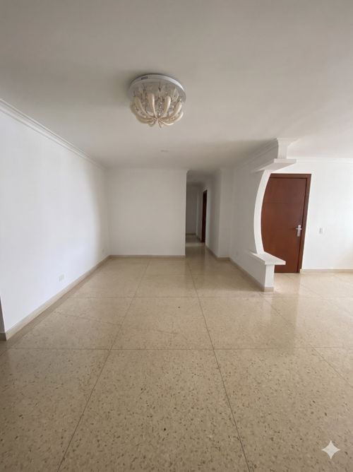 Apartamento de 3 alcobas en venta en Villa Country, Barranquilla, 139 m² · foto 3 de 20