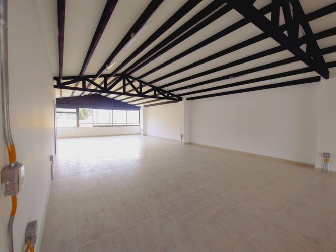 Local en arriendo en San Isidro, Medellín, 200 m² · foto 6 de 9
