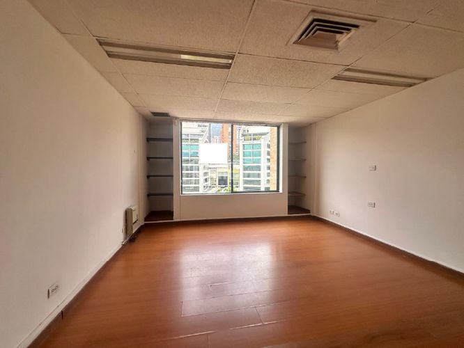 Oficina en arriendo en Milla De Oro, Medellín, 37 m² · foto 5 de 20