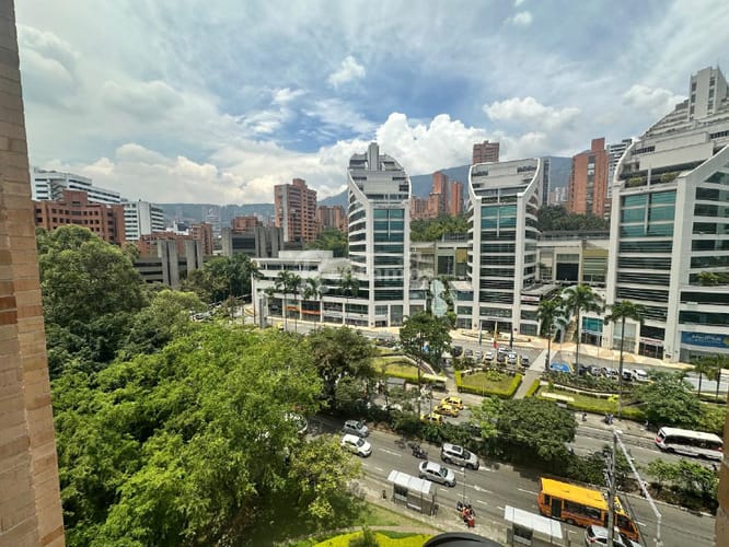 Oficina en arriendo en Milla De Oro, Medellín, 37 m² · foto 7 de 20