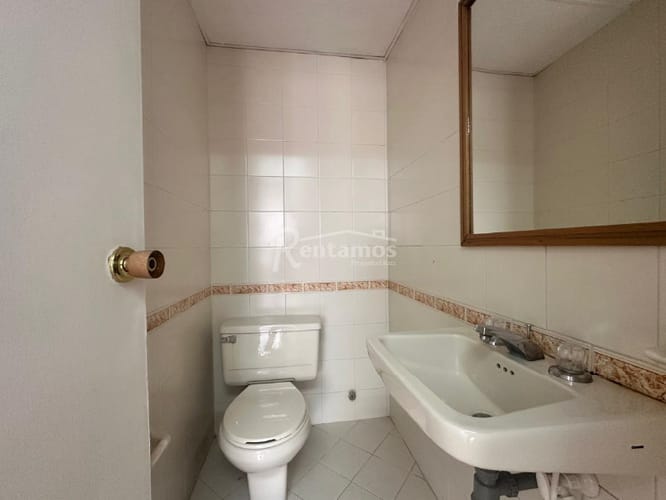 Oficina en arriendo en Milla De Oro, Medellín, 37 m² · foto 9 de 20