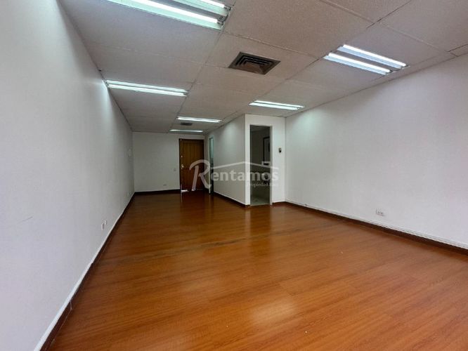 Oficina en arriendo en Milla De Oro, Medellín, 37 m² · foto 14 de 20