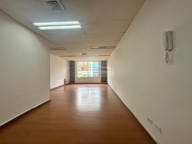 Oficina en arriendo en Milla De Oro, Medellín, 37 m² · foto 16 de 20