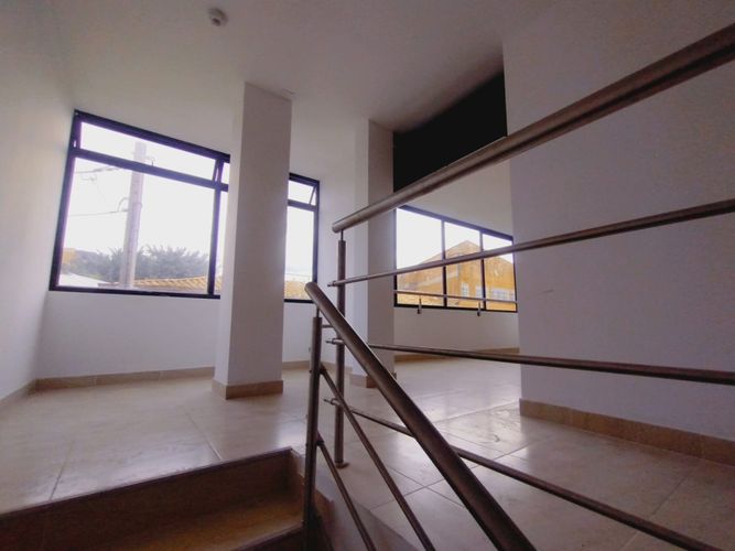 Local en arriendo en San Isidro, Medellín, 200 m² · foto 9 de 10
