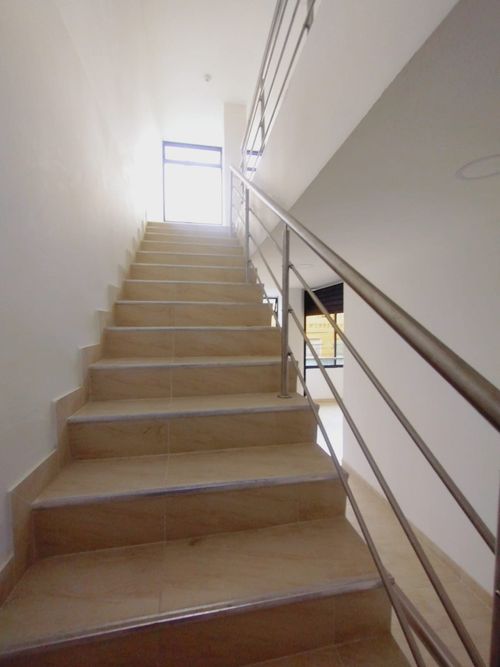 Local en arriendo en San Isidro, Medellín, 200 m² · foto 10 de 10