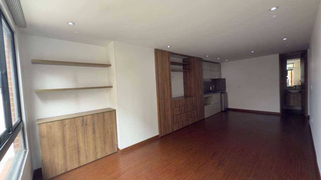Apartamento en venta en Santa Barbara, Bogotá · foto 3 de 9