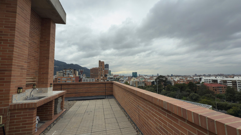 Apartamento en venta en Santa Barbara, Bogotá · foto 6 de 9