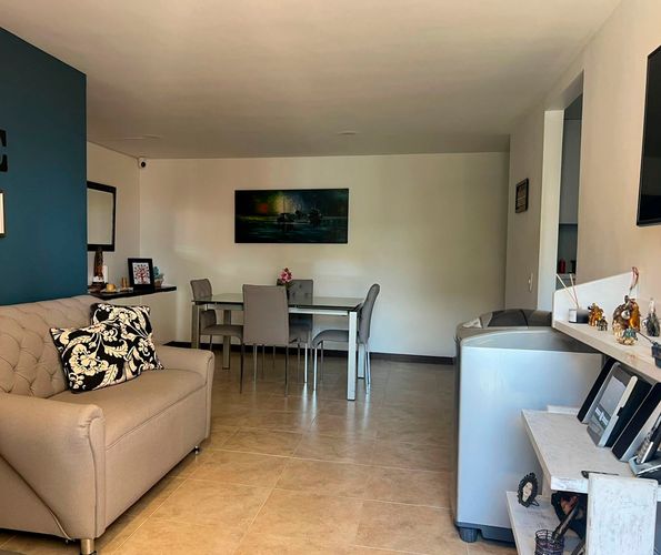 Apartamento de 3 alcobas en arriendo en Loma Del Esmeraldal, Envigado, 85 m² · foto 6 de 16