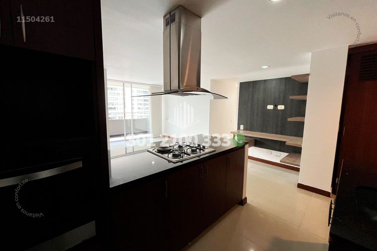 Apartamento de 2 alcobas en arriendo en Loma Del Indio, Medellín, 69 m² · foto 9 de 24