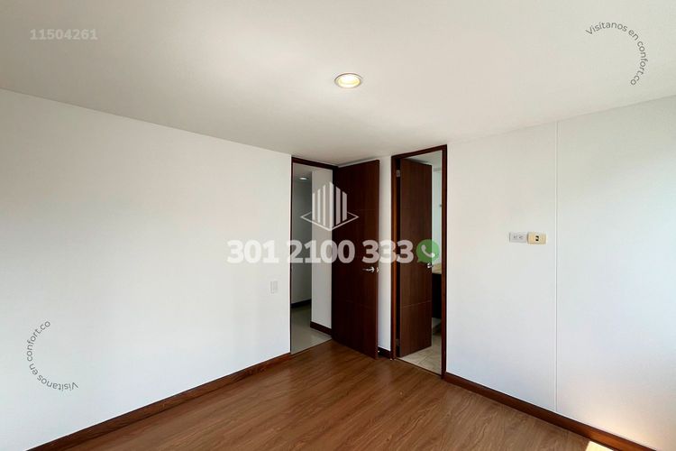 Apartamento de 2 alcobas en arriendo en Loma Del Indio, Medellín, 69 m² · foto 12 de 24