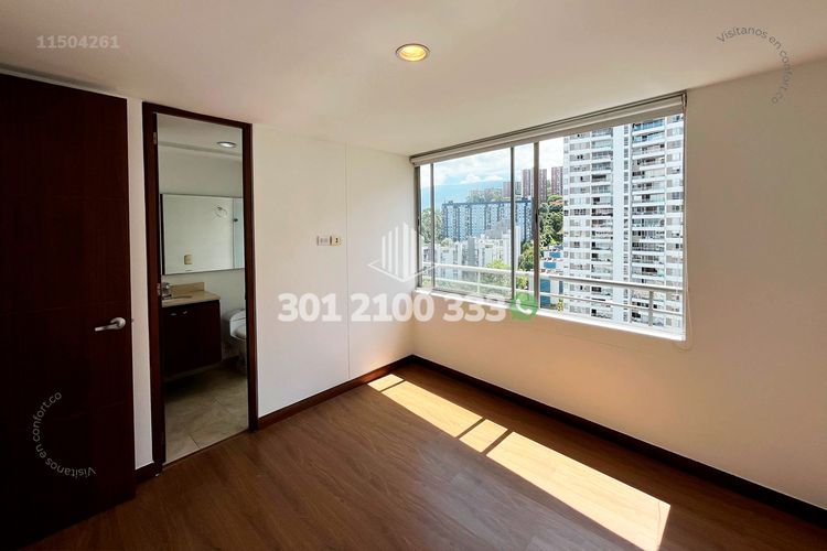 Apartamento de 2 alcobas en arriendo en Loma Del Indio, Medellín, 69 m² · foto 14 de 24