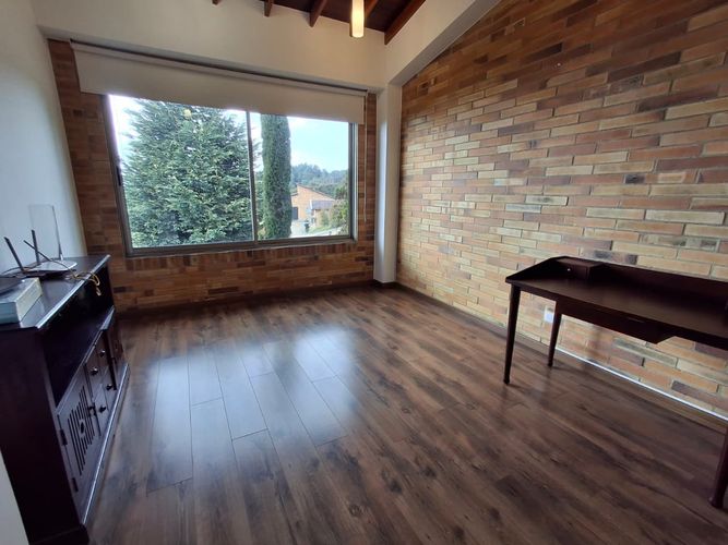 Casa de 6 alcobas en venta en Altos De Yerbabuena, La Calera, 336 m² · foto 14 de 24