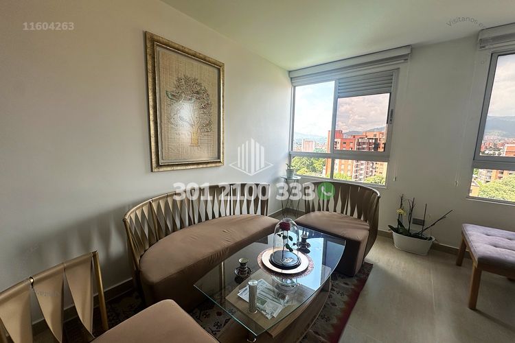 Apartamento de 2 alcobas en venta en Conquistadores, Medellín, 80 m² · foto 2 de 19
