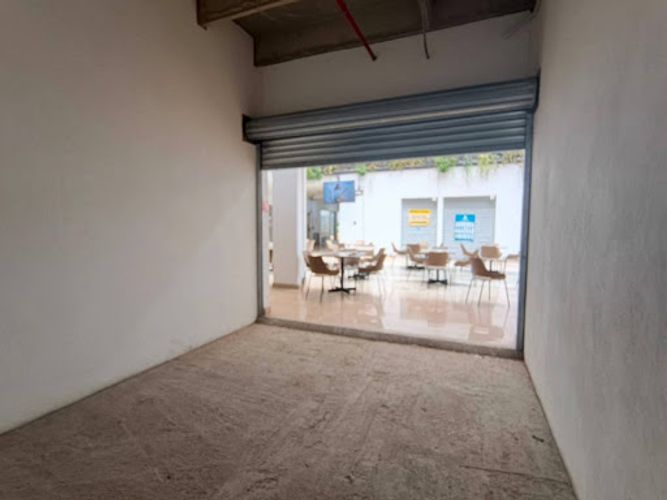 Local en arriendo en Boston, Medellín, 15 m² · foto 2 de 6