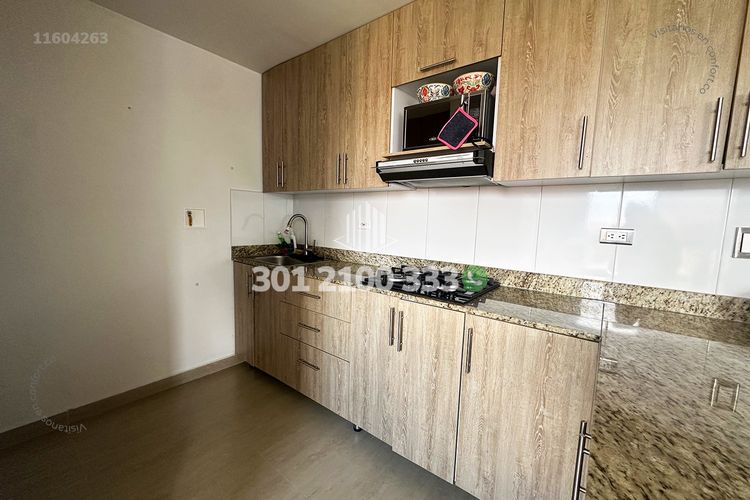 Apartamento de 2 alcobas en venta en Conquistadores, Medellín, 80 m² · foto 7 de 19