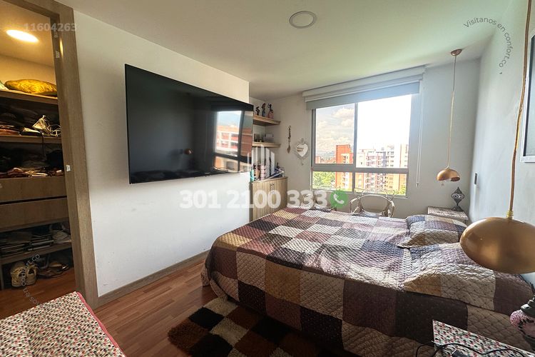 Apartamento de 2 alcobas en venta en Conquistadores, Medellín, 80 m² · foto 13 de 19