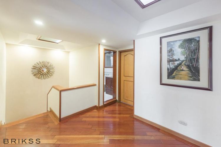 Casa de 4 alcobas en venta en Villa Magdala, Bogotá, 227 m² · foto 12 de 17
