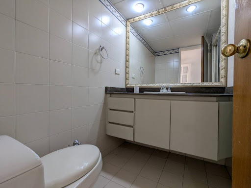 Apartamento en arriendo en El Tesoro, Medellín · foto 19 de 24