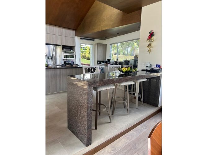 Casa de 3 alcobas en venta en El Porvenir, Medellín, 750 m² · foto 7 de 15