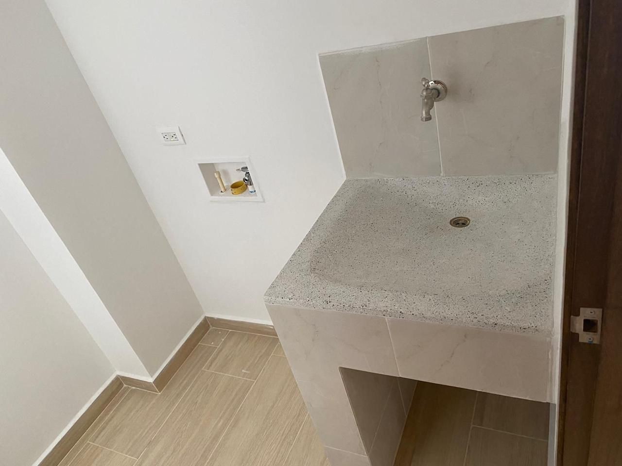 Apartamento en venta en El Carmelo Ii, Sabaneta · foto 5 de 24