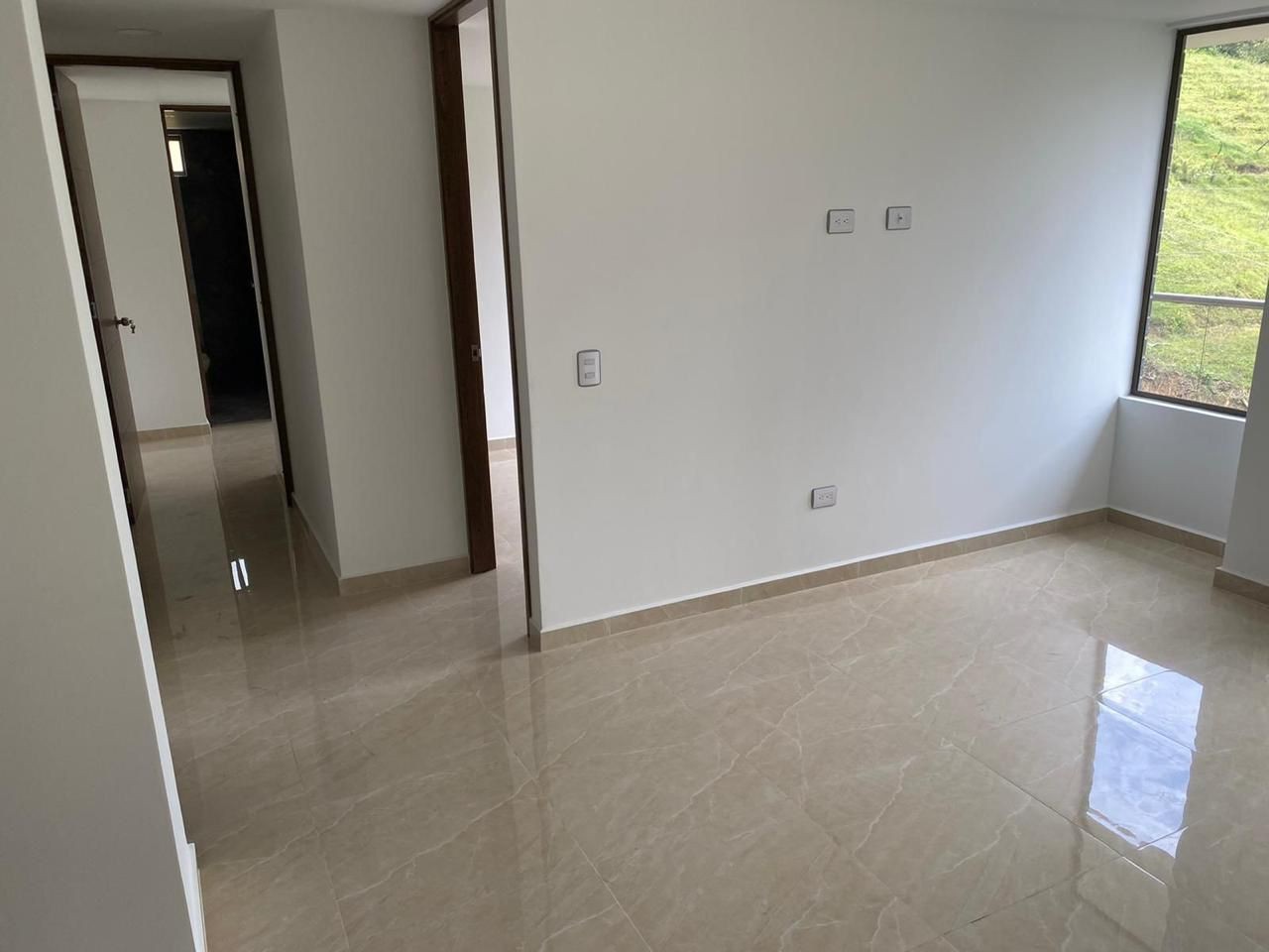 Apartamento en venta en El Carmelo Ii, Sabaneta · foto 14 de 24