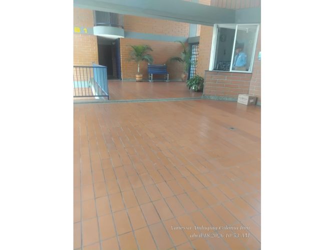 Apartamento de 2 alcobas en arriendo en Calasanz, Medellín, 78 m² · foto 3 de 24