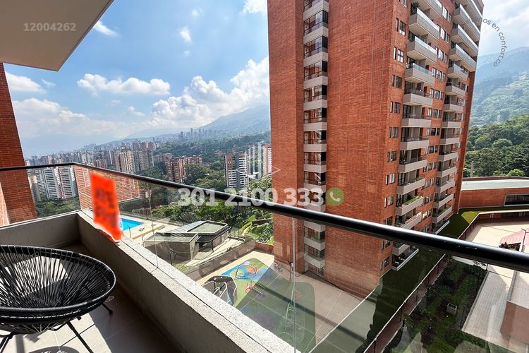 Apartamento de 3 alcobas en arriendo en Loma Del Escobero, Envigado, 96 m² · foto 4 de 24