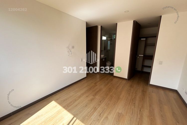 Apartamento de 3 alcobas en arriendo en Loma Del Escobero, Envigado, 96 m² · foto 20 de 24