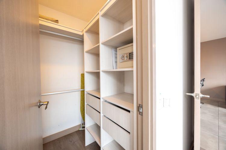 Apartamento de 1 alcoba en venta en Alejandría, Medellín, 54 m² · foto 3 de 19