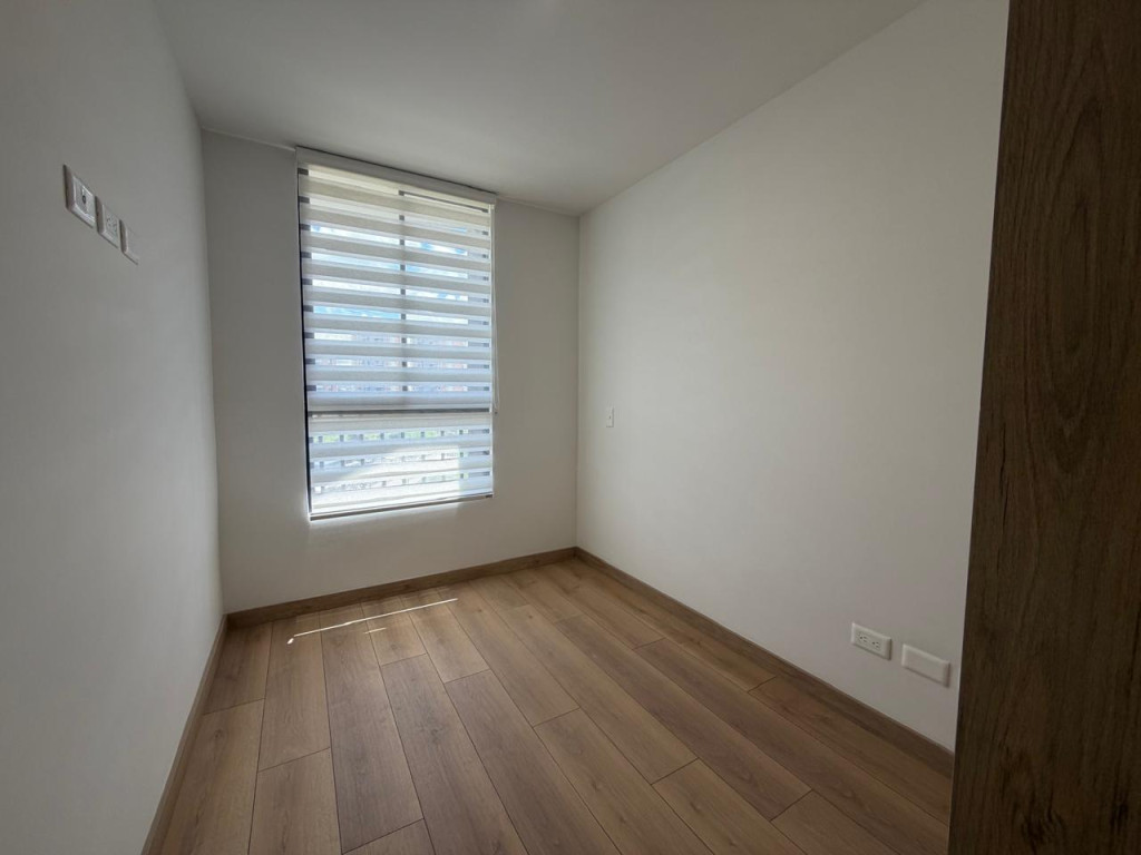 Apartamento en arriendo en Centro, Rionegro · foto 4 de 23