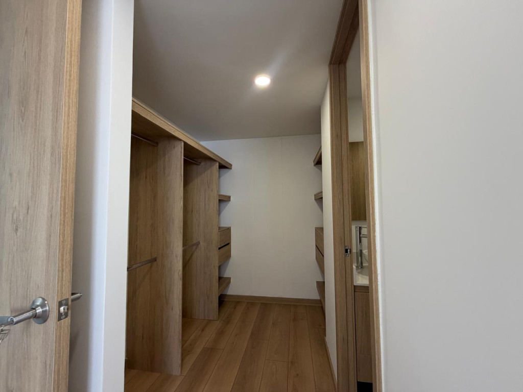Apartamento en arriendo en Centro, Rionegro · foto 5 de 23