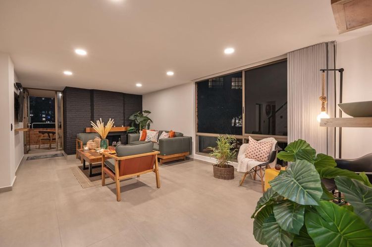 Apartamento de 3 alcobas en venta en El Poblado, Medellín, 195 m² · foto 6 de 19