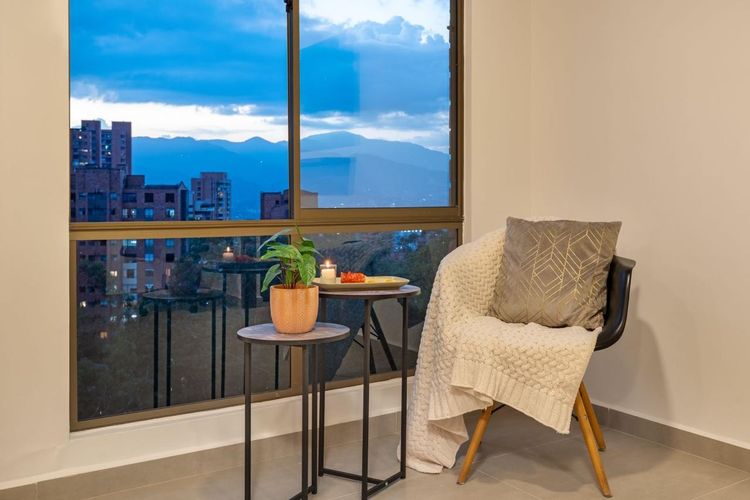 Apartamento de 3 alcobas en venta en El Poblado, Medellín, 195 m² · foto 7 de 19