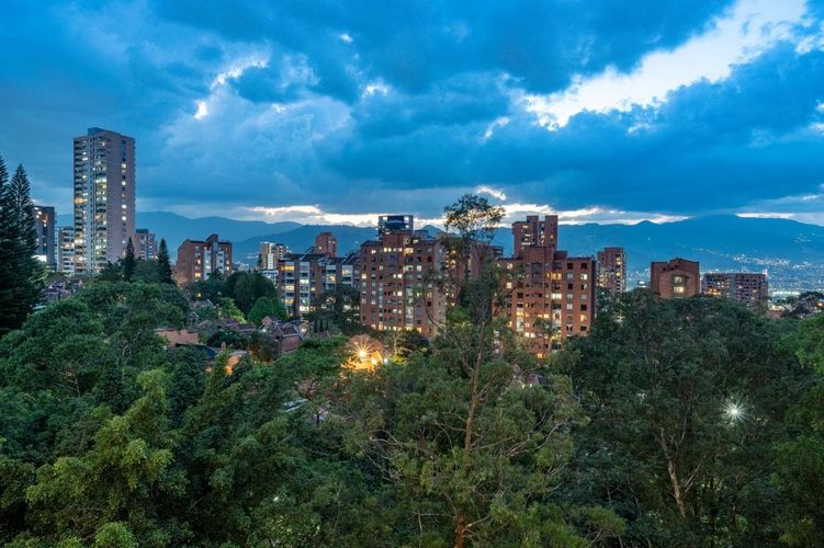 Apartamento de 3 alcobas en venta en El Poblado, Medellín, 195 m² · foto 19 de 19