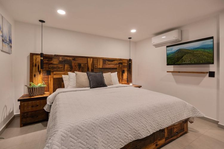 Apartamento de 3 alcobas en venta en El Poblado, Medellín, 195 m² · foto 8 de 19