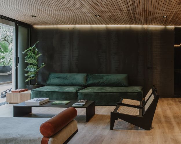 Apartamento de 1 alcoba en venta en El Poblado, Medellín, 136 m² · foto 2 de 14