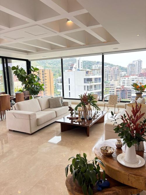 Apartamento de 3 alcobas en venta en Arboledas, Cali, 264 m² · foto 5 de 11
