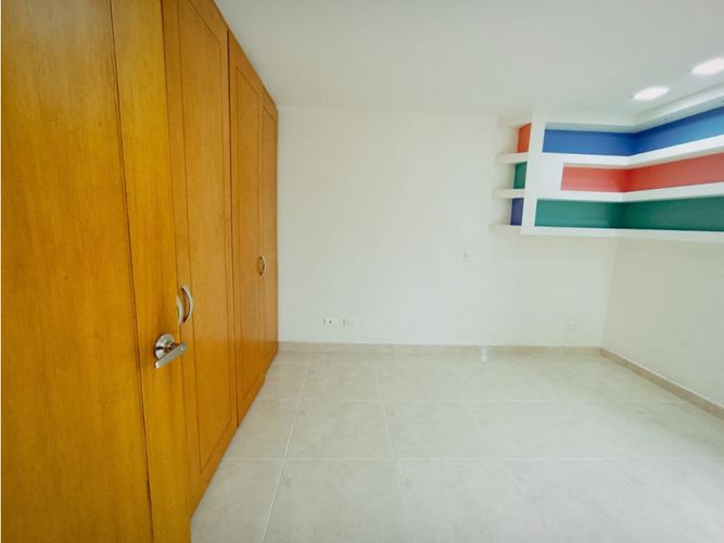 Apartamento de 3 alcobas en venta en El Velodromo, Medellín, 160 m² · foto 14 de 18