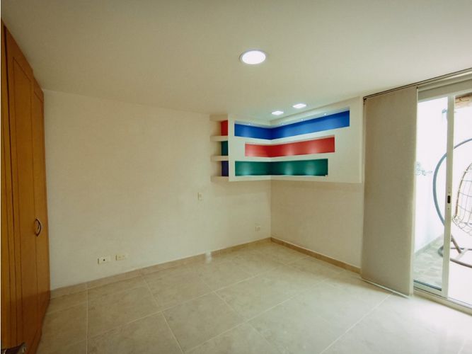 Apartamento de 3 alcobas en venta en El Velodromo, Medellín, 160 m² · foto 16 de 18