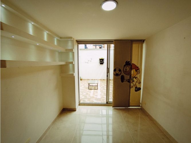 Apartamento de 3 alcobas en venta en El Velodromo, Medellín, 160 m² · foto 18 de 18
