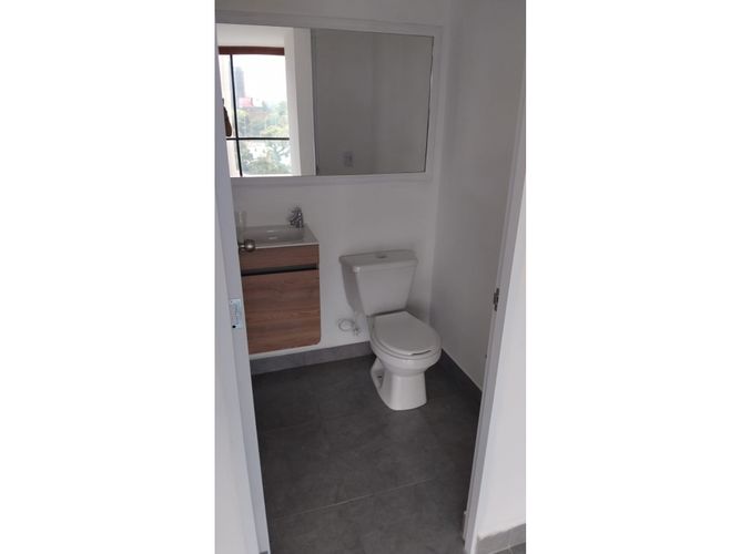 Oficina en venta en La Candelaria, Medellín, 40 m² · foto 4 de 5