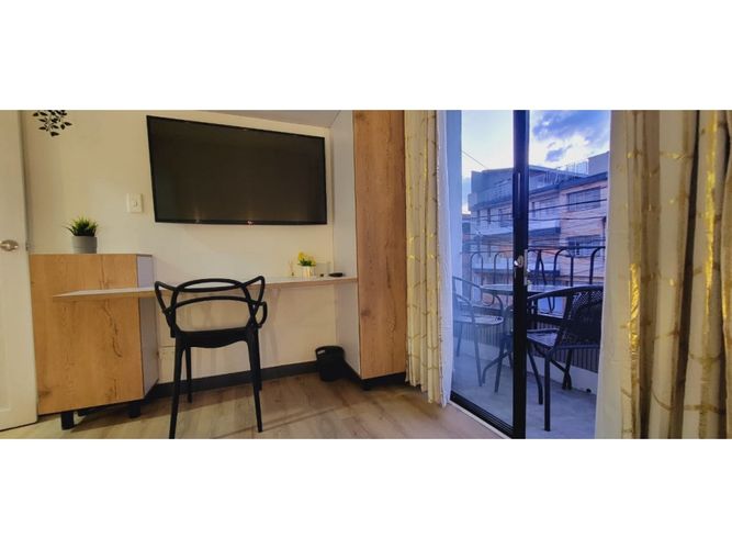 Apartaestudio en venta en Laureles, Medellín, 32 m² · foto 2 de 10