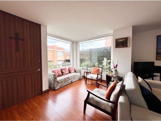 Casa de 3 alcobas en venta en Chuntame, Chía, 280 m² · foto 3 de 24