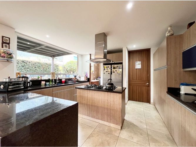 Casa de 3 alcobas en venta en Chuntame, Chía, 280 m² · foto 9 de 24