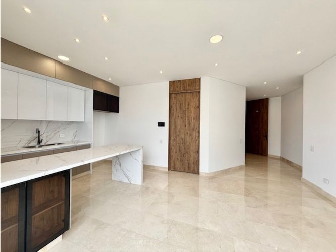 Apartamento en venta en Arboledas, Cali · foto 3 de 17