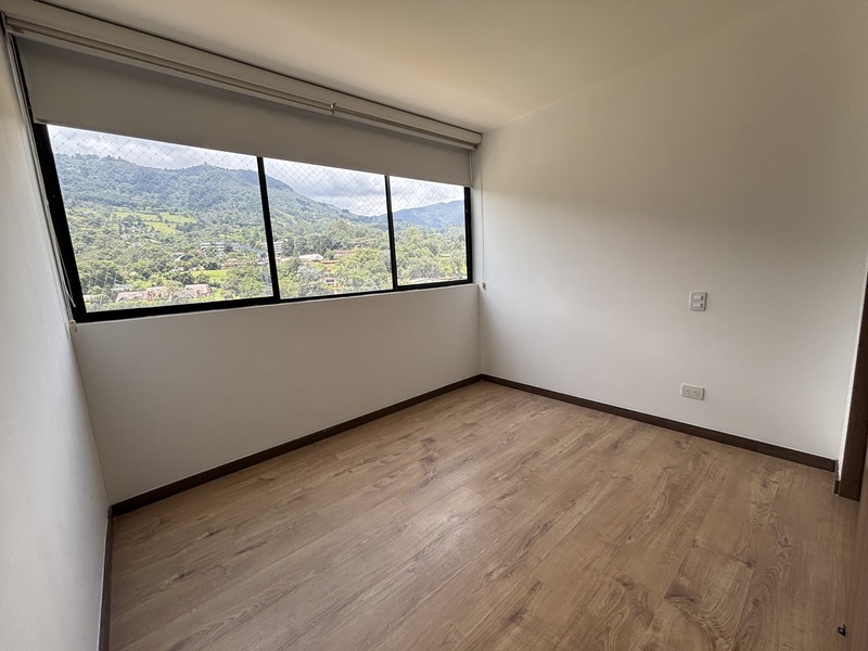 Apartaestudio en arriendo en Loma Del Escobero, Envigado · foto 6 de 17