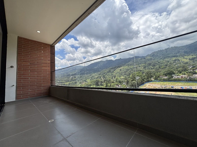 Apartaestudio en arriendo en Loma Del Escobero, Envigado · foto 17 de 17