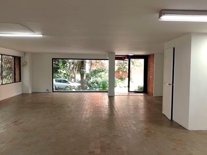 Local en arriendo en El Poblado, Medellín, 100 m² · foto 3 de 12