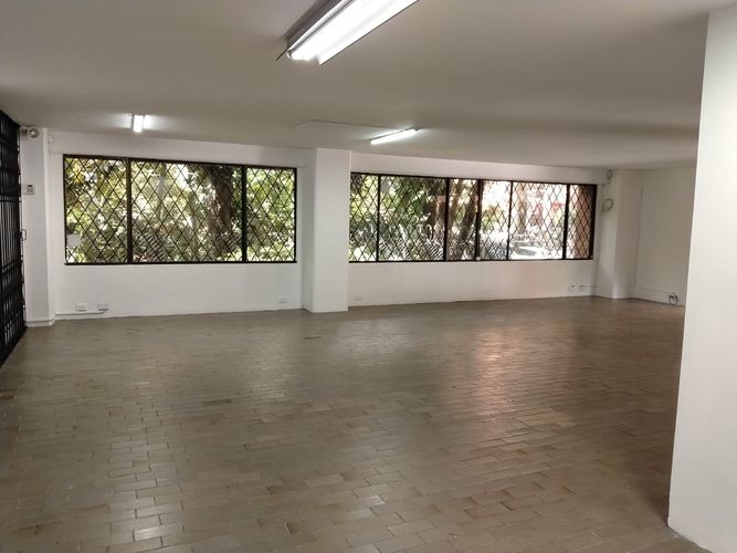 Local en arriendo en El Poblado, Medellín, 100 m² · foto 2 de 12
