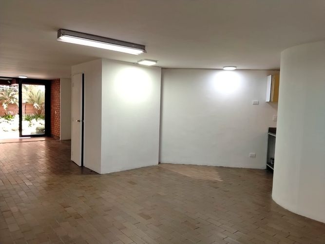 Local en arriendo en El Poblado, Medellín, 100 m² · foto 8 de 12